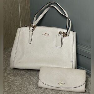 Cream/Ivory Coach Bag + Matching Accordion Wallet